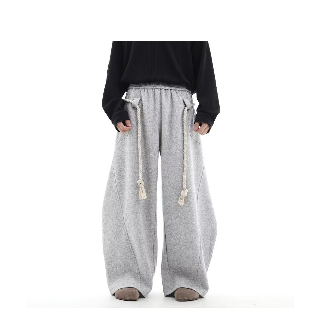 Beautifully Finished Pants in a Timeless Design