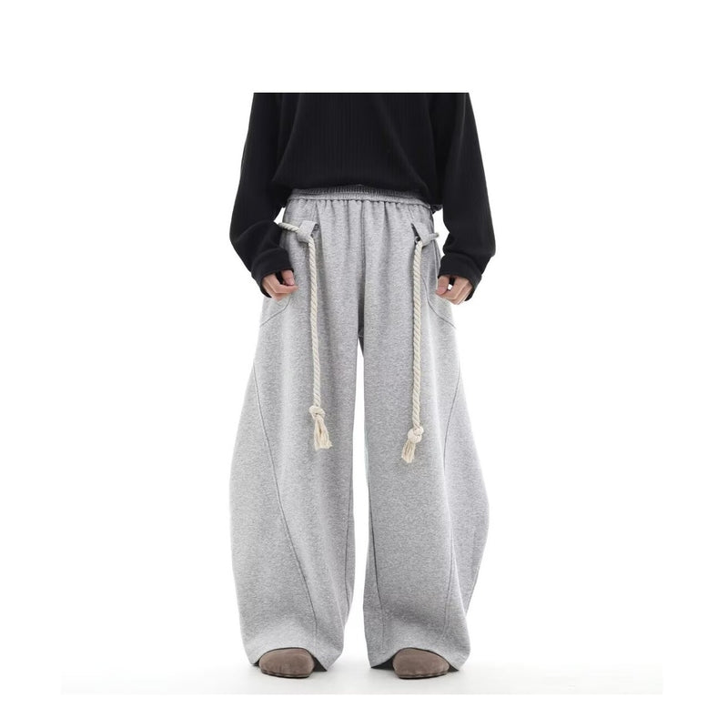 Beautifully Finished Pants in a Timeless Design