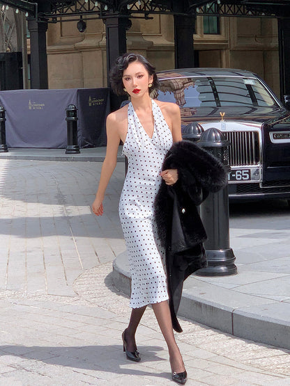 Classic Vintage & Enduringly Stylish Dress