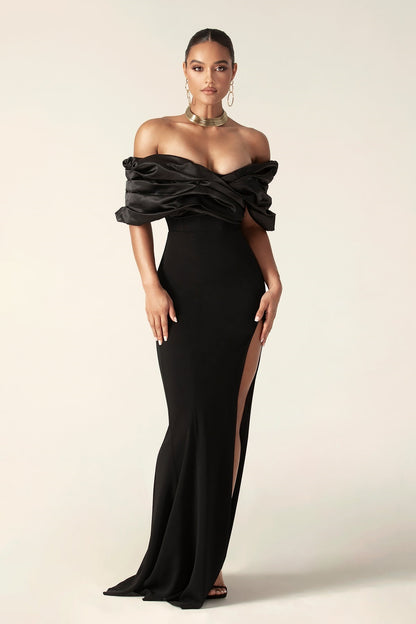 Gracefully Styled Dress for Any Occasion