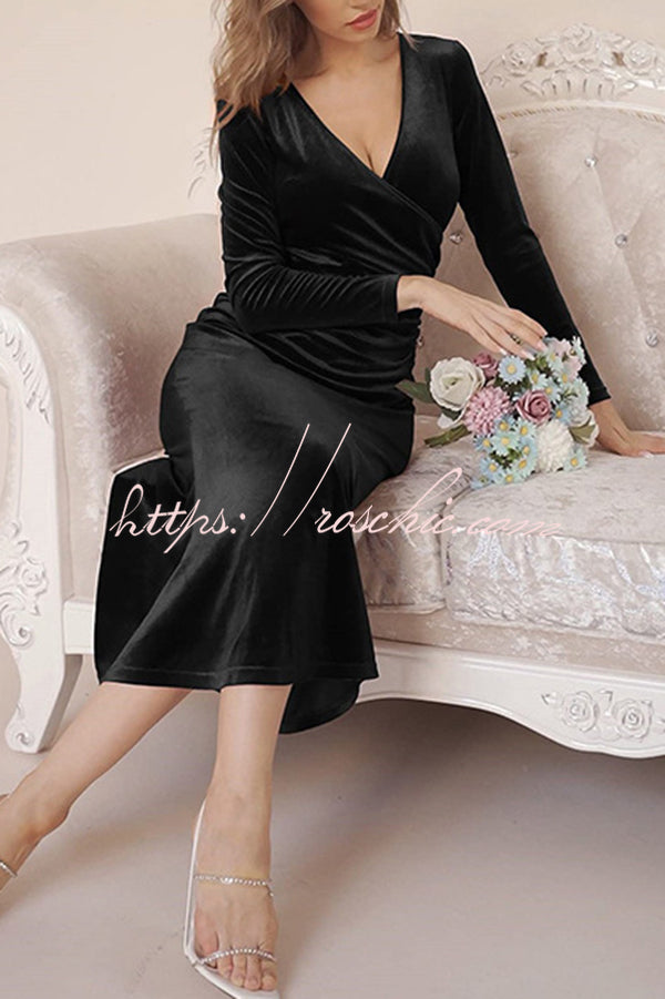 Classic Vintage & Enduringly Stylish Dress