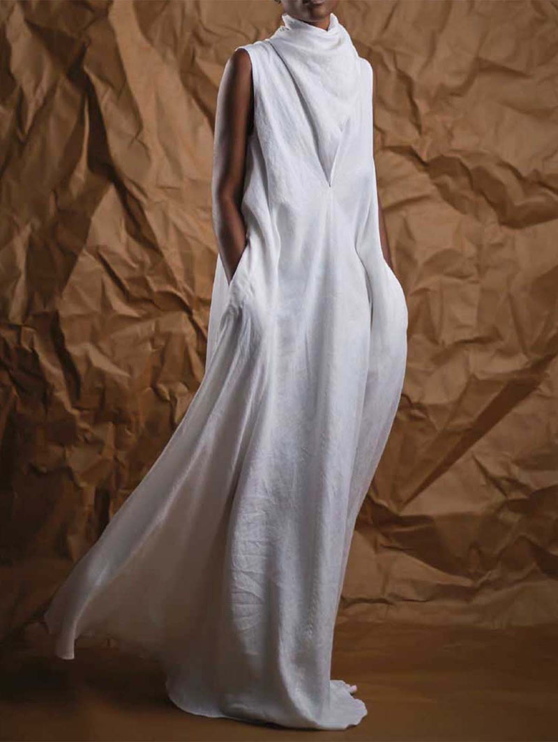 Well Tailored Dress with a Graceful Silhouette
