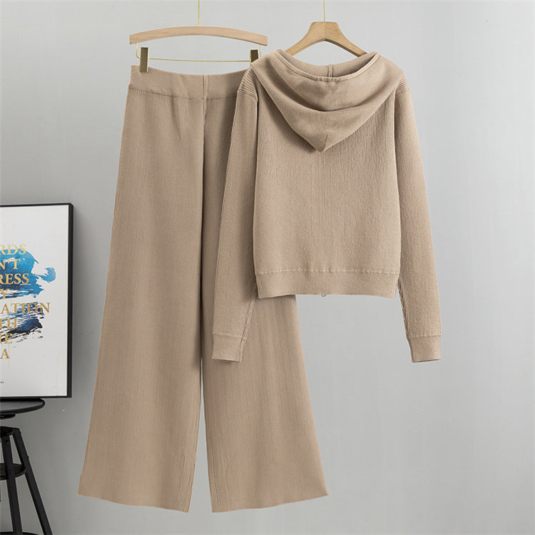 Effortlessly Elegant Cardigan with a Timeless Design