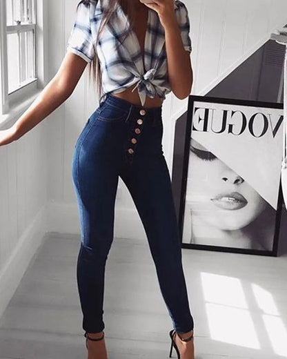 Well Tailored Garment with a Graceful Silhouette