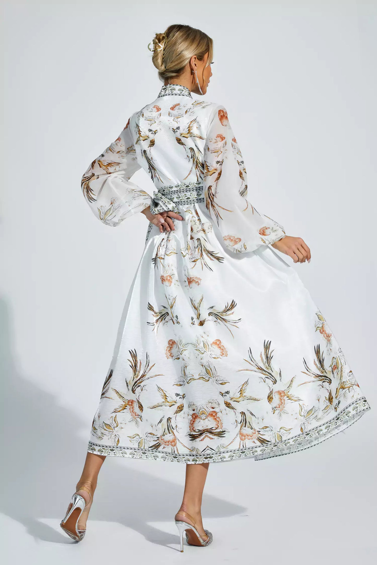 Sophisticated Dress with a Clean Classic Look