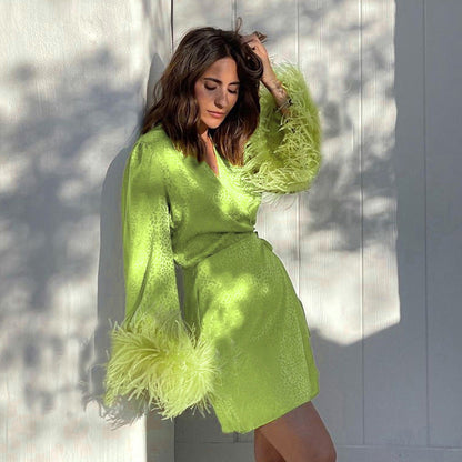 Beautifully Finished Dress in a Timeless Design