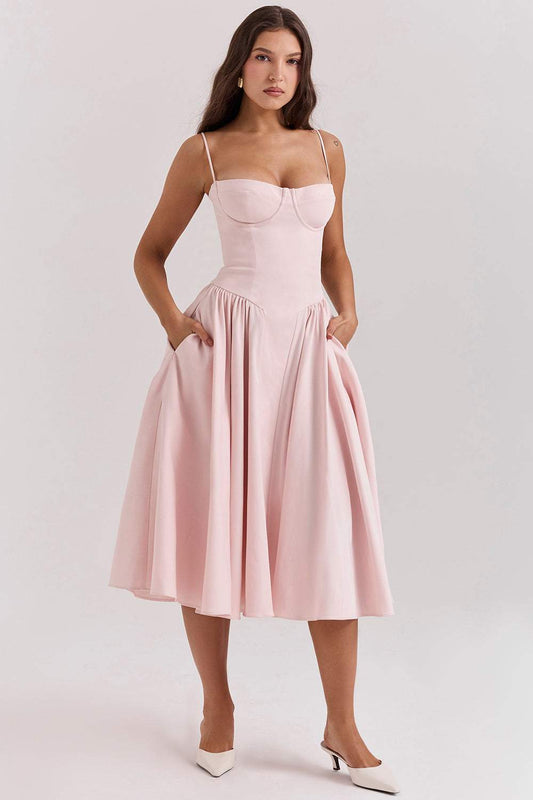 Polished Dress with an Effortless Classic Look