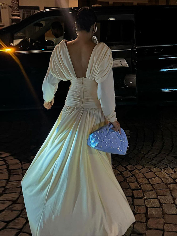 Beautifully Crafted Dress in a Classic Style