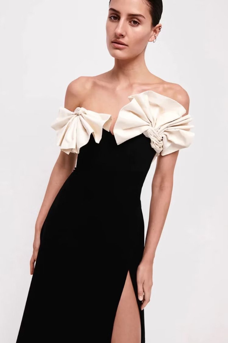 Gracefully Styled Dress for Any Occasion