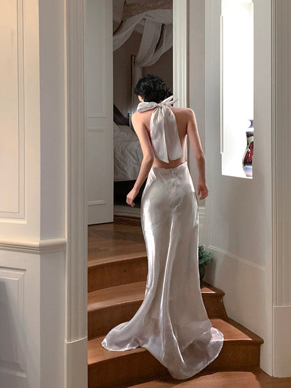 A Vintage Style Dress with Delicate Timeless Details
