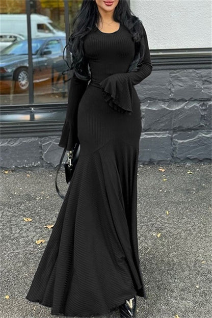 Polished Dress with an Effortless Classic Look