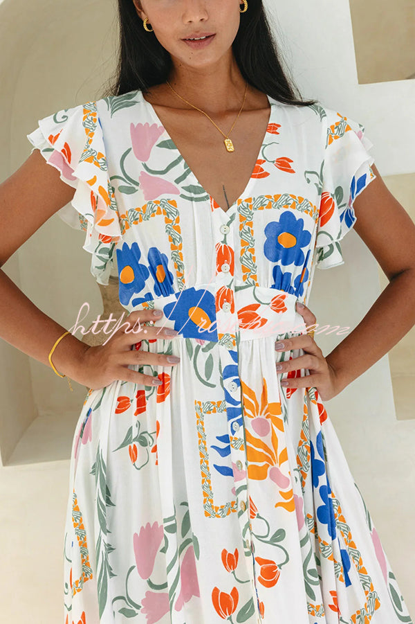 Beautifully Finished Dress in a Timeless Design