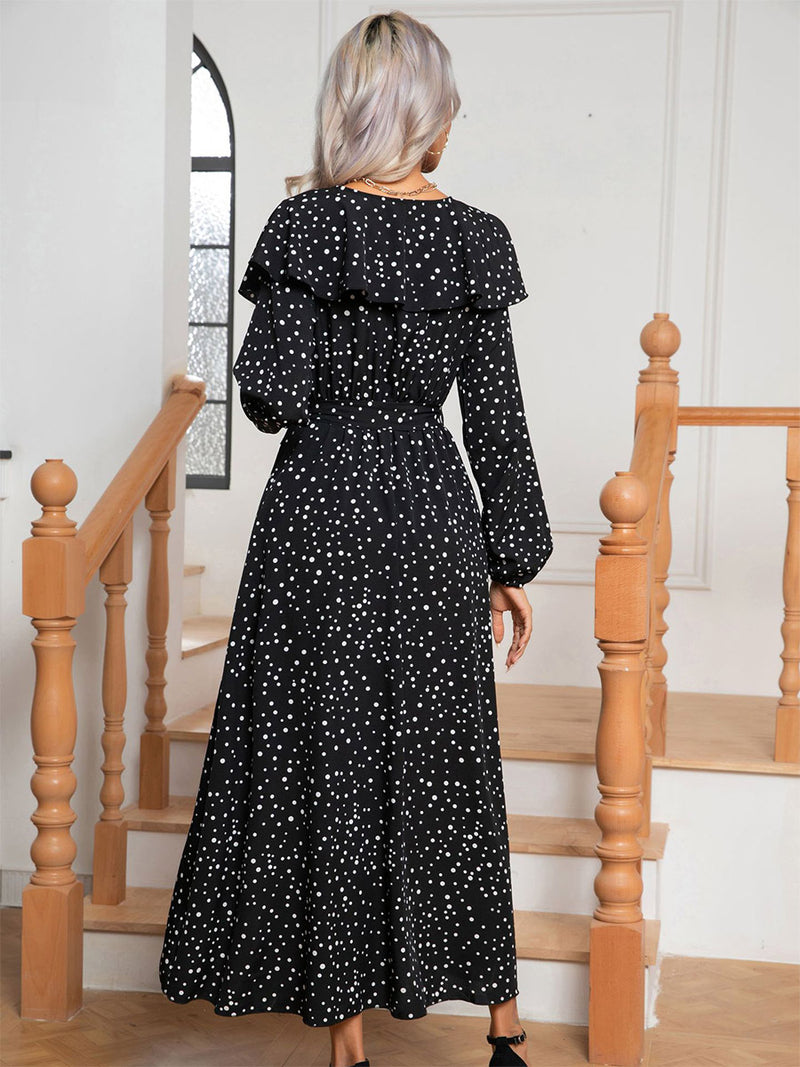 Sophisticated Dress with a Clean Classic Look