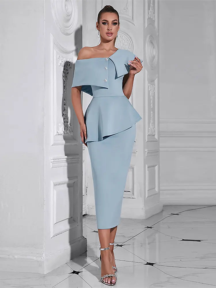 Gracefully Styled Dress for Any Occasion