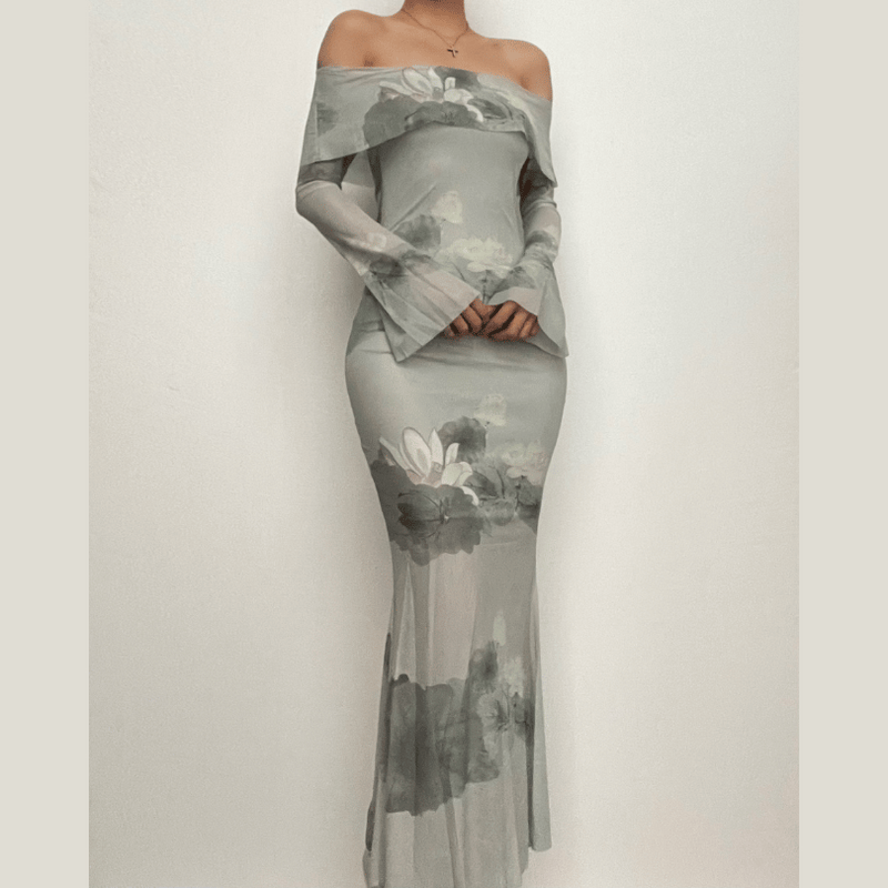 Gracefully Styled Dress for Any Occasion