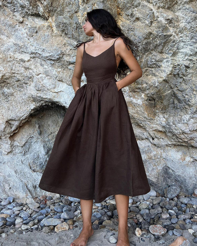 Sophisticated Dress with a Clean Classic Look