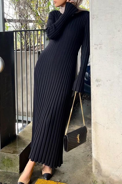 Polished Dress with an Effortless Classic Look