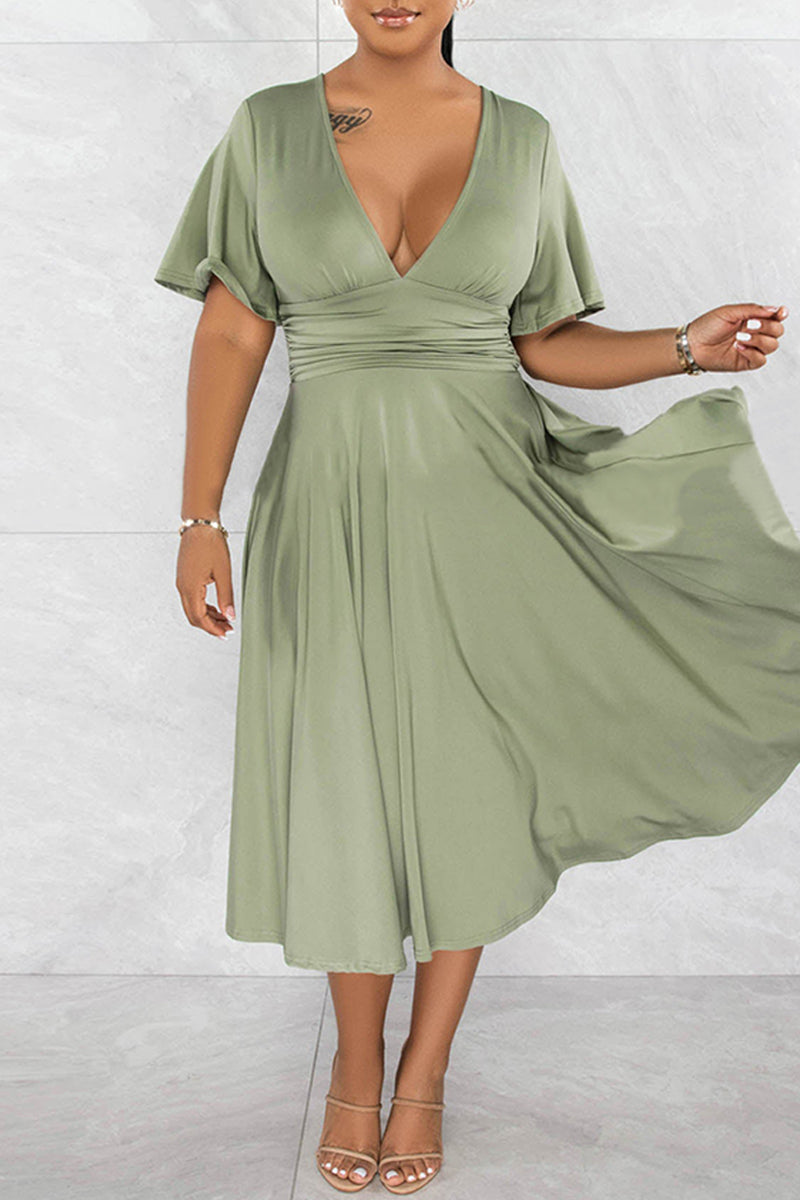 Gracefully Styled Dress for Any Occasion