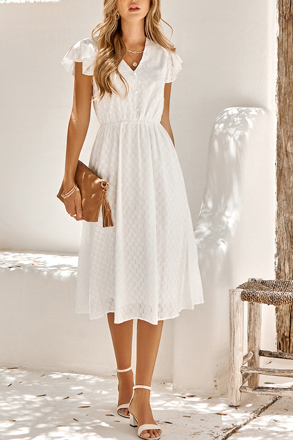 Beautifully Finished Dress in a Timeless Design
