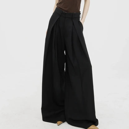 Beautifully Crafted Pants in a Classic Style