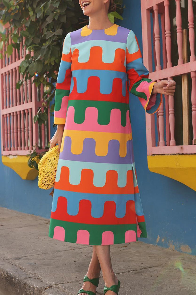 Classic Vintage Dress with a Flattering Fit
