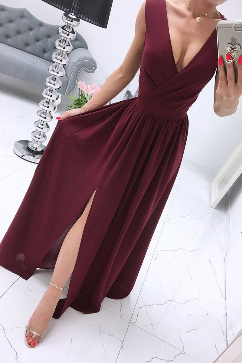 Sophisticated Dress with a Clean Classic Look