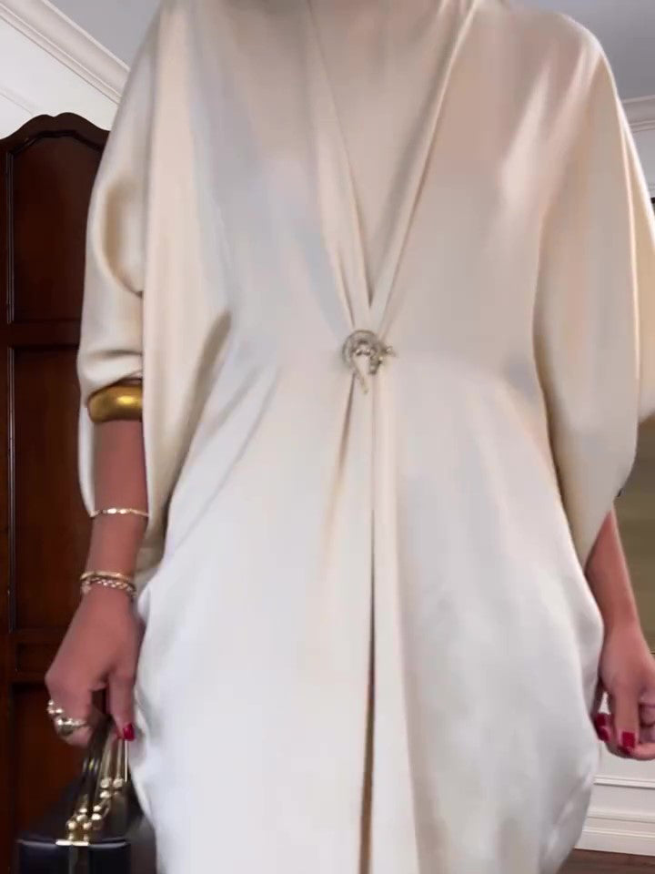 Polished Dress with an Effortless Classic Look