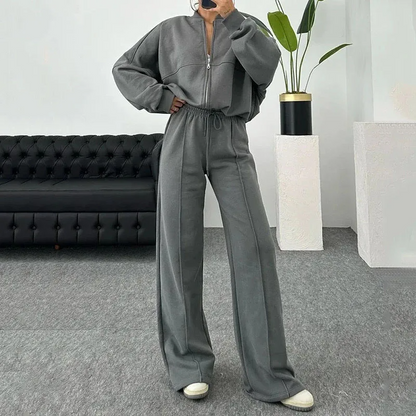 Effortlessly Elegant Garment with a Timeless Design