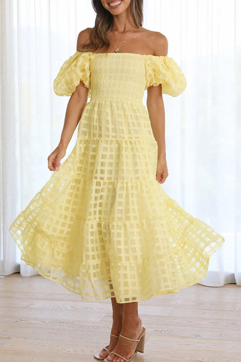 Well Tailored Dress with a Graceful Silhouette