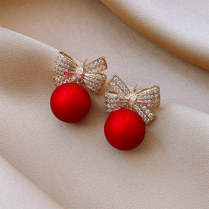 Stunning Pearl Earring for Daily Wear