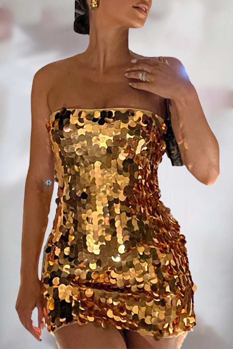 Well Tailored Dress with a Graceful Silhouette