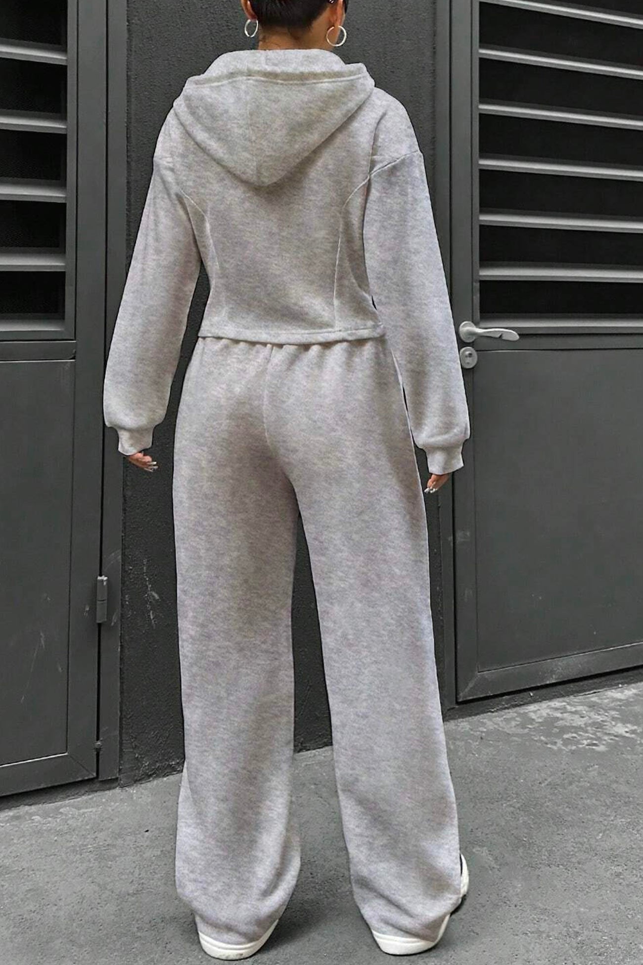 Elegantly Styled Pants for Everyday Wear