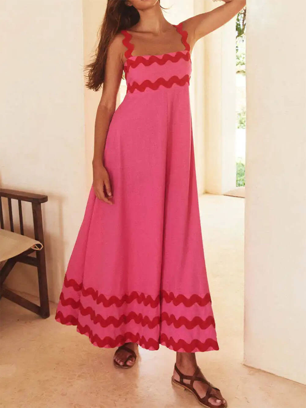 Sophisticated Dress with a Clean Classic Look
