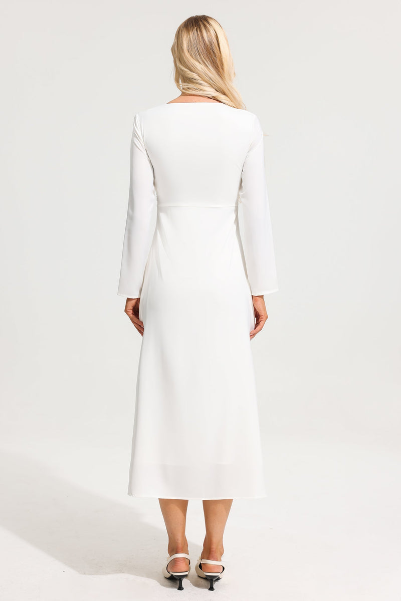 Well Tailored Dress with a Graceful Silhouette