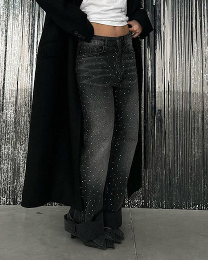 Classic Vintage Pants with a Flattering Fit