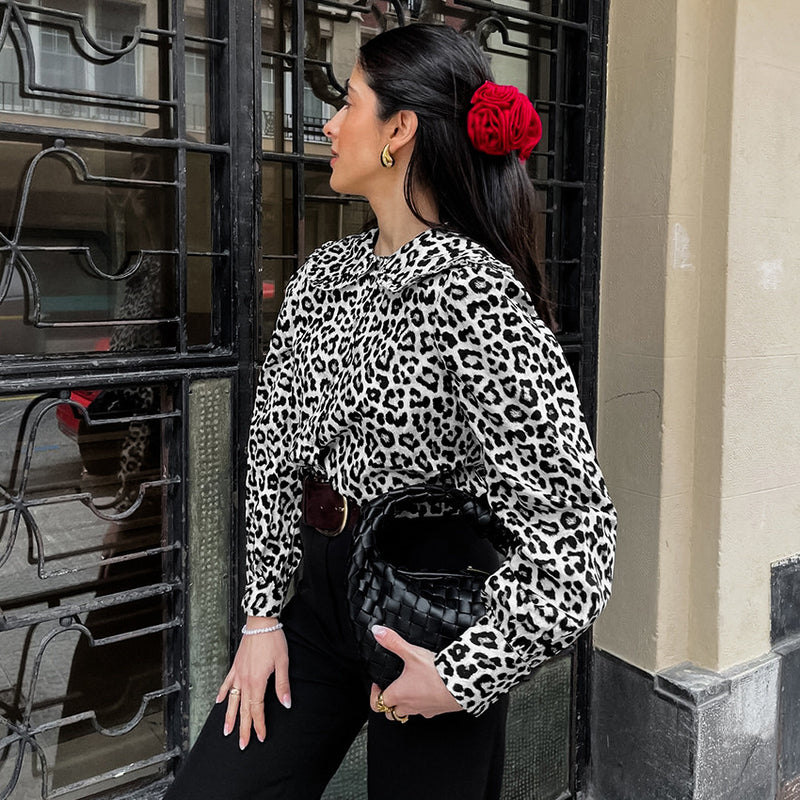 Sophisticated Shirt with a Clean Classic Look