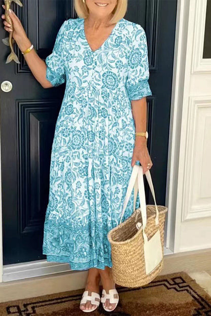 Classic Vintage Dress with a Flattering Fit