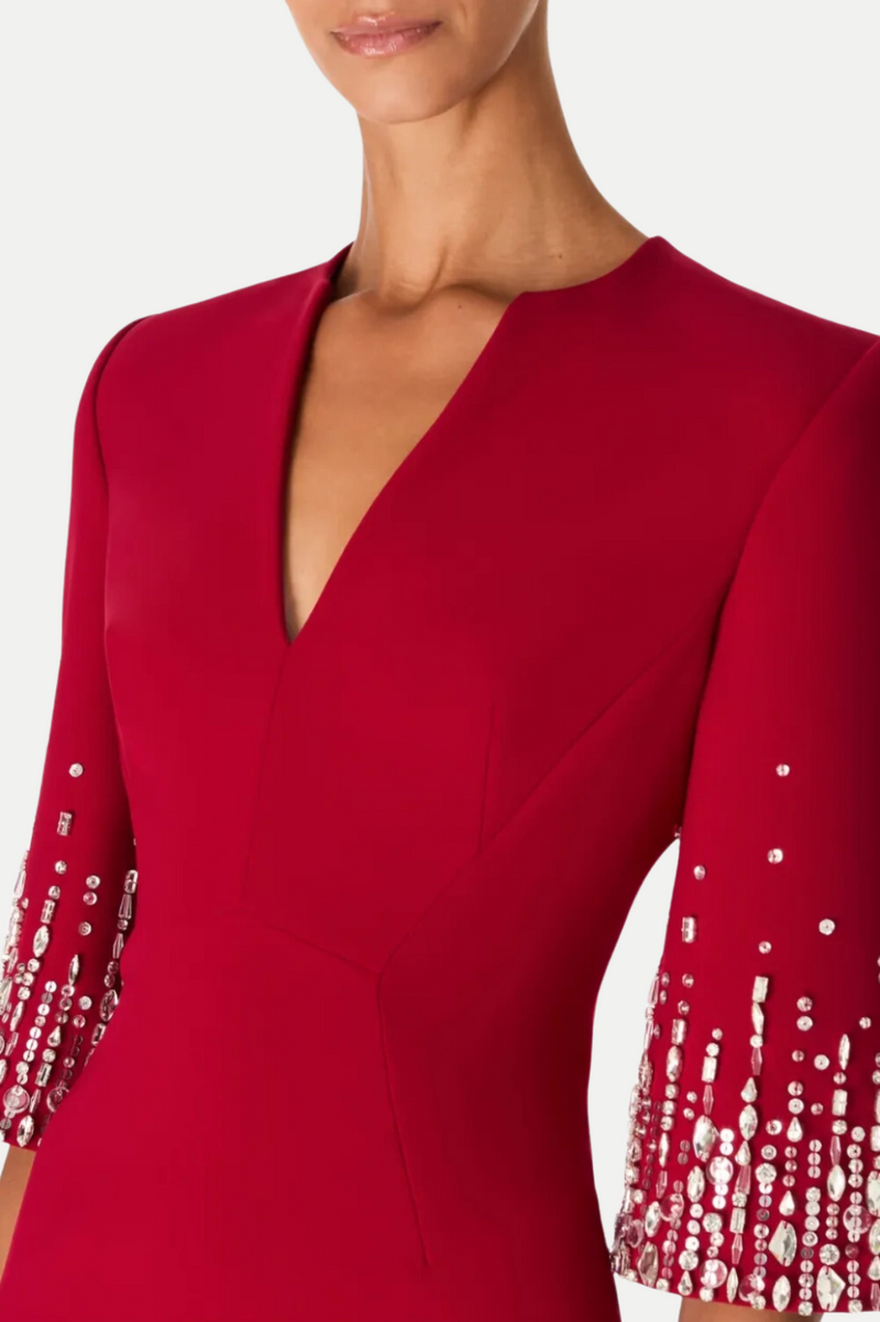 Gracefully Styled Dress for Any Occasion
