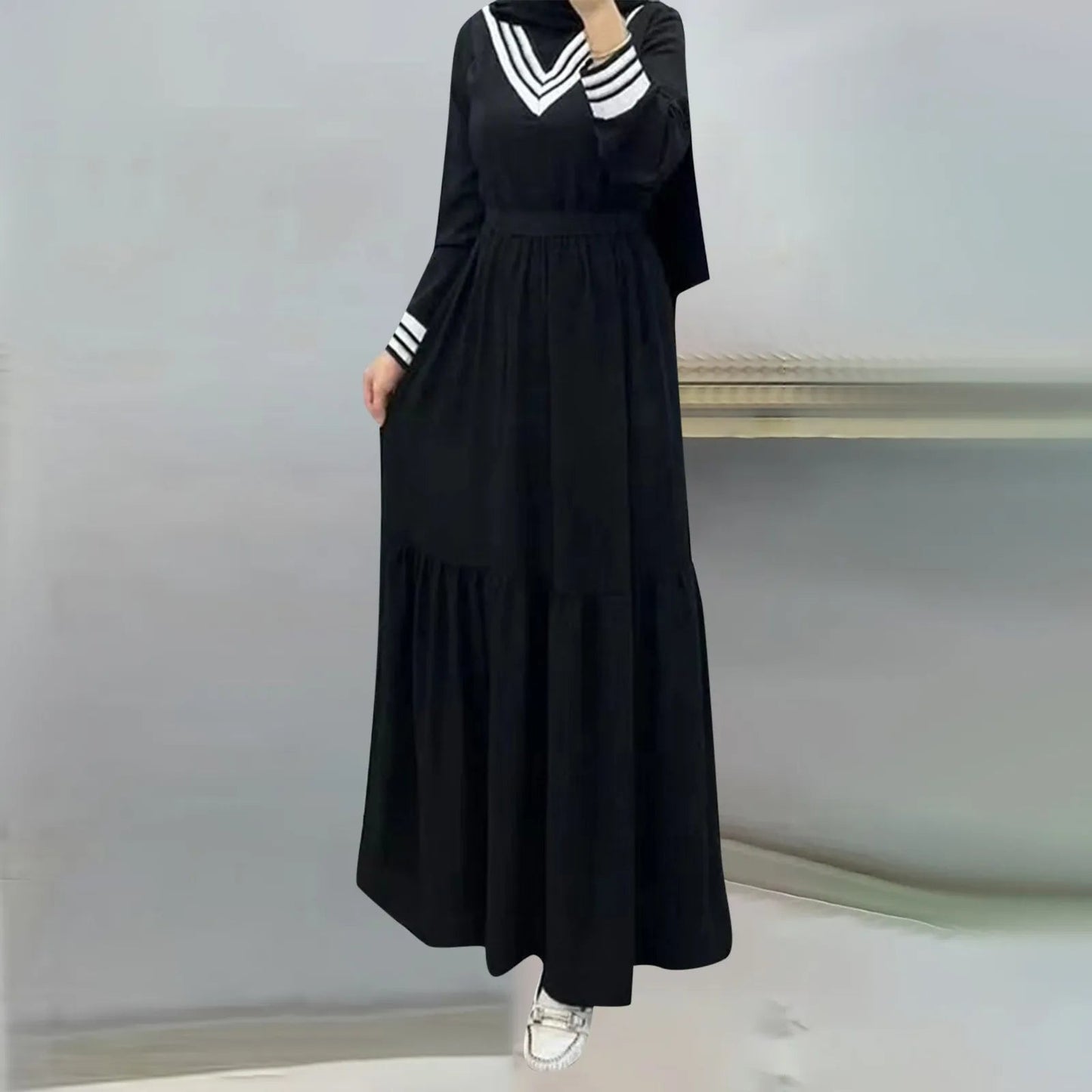Classic Vintage Dress with a Flattering Fit
