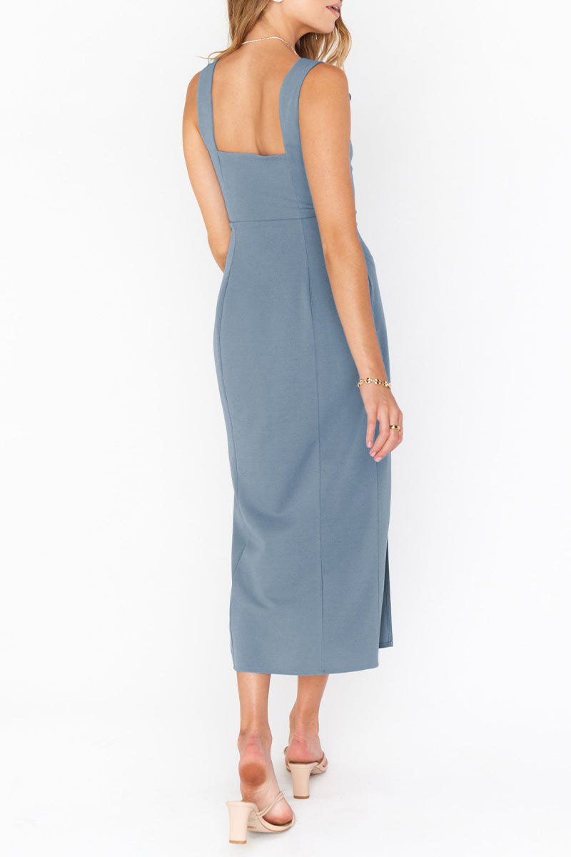 Polished Dress with an Effortless Classic Look
