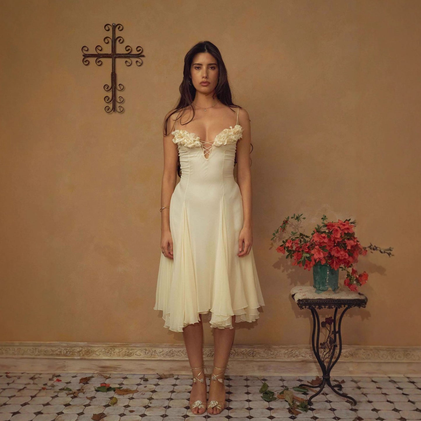 Beautifully Crafted Dress in a Classic Style