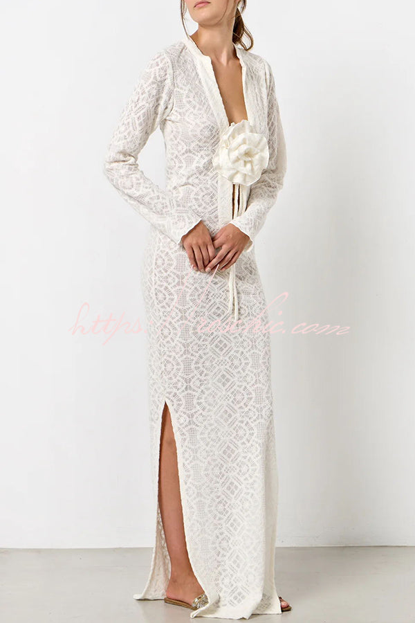 Beautifully Crafted Dress in a Classic Style