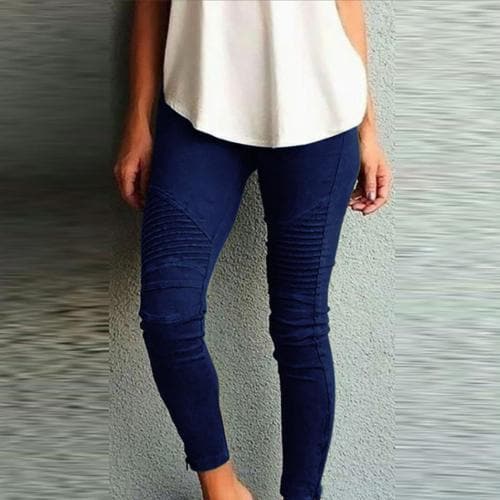Classic Vintage Pants with a Flattering Fit