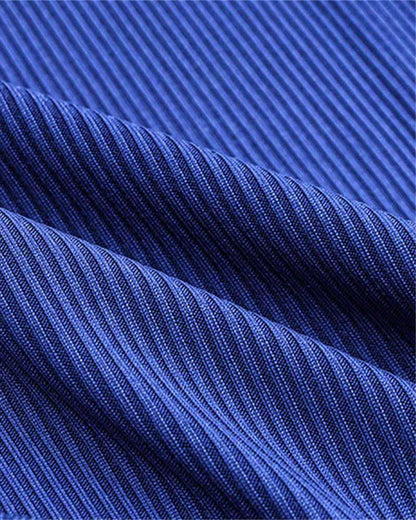 Well Tailored Garment with a Graceful Silhouette