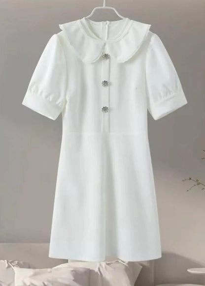 Well Tailored Dress with a Graceful Silhouette