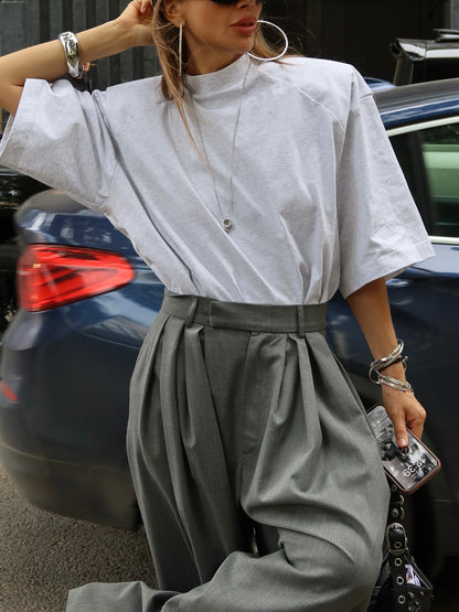 Classic Vintage Pants with a Flattering Fit