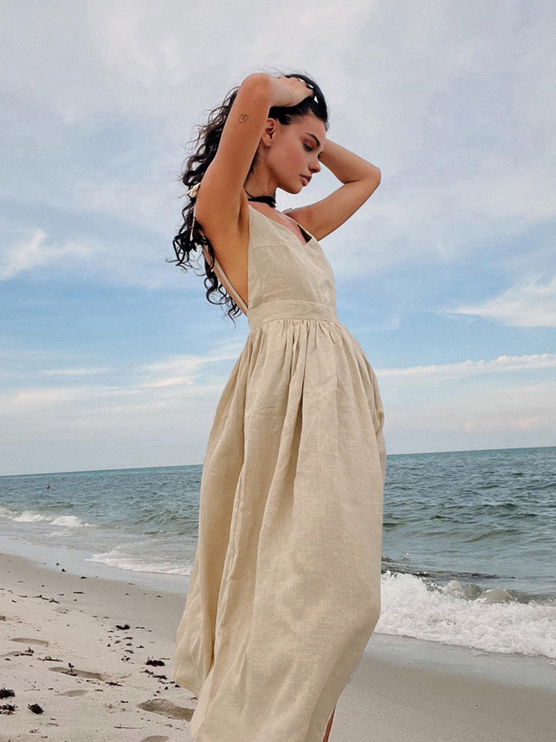 Effortlessly Elegant Dress with a Timeless Design