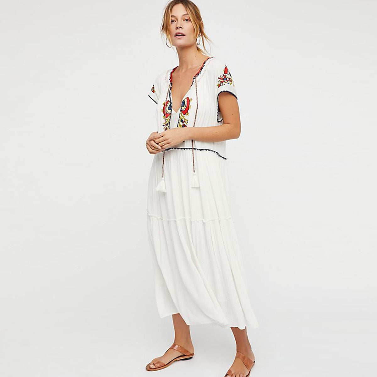 Beautifully Finished Dress in a Timeless Design