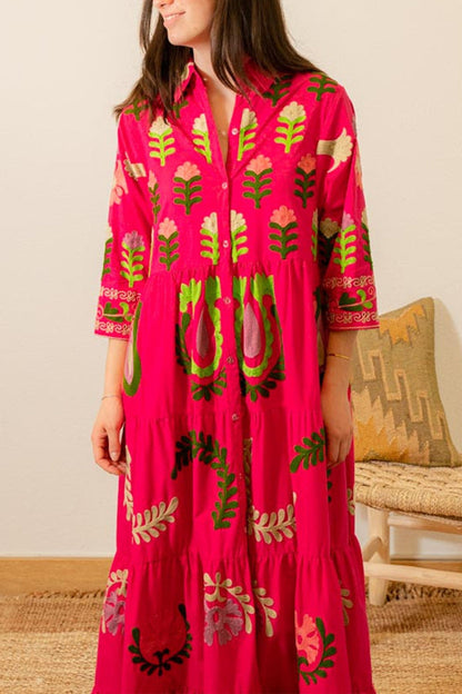 Beautifully Finished Dress in a Timeless Design