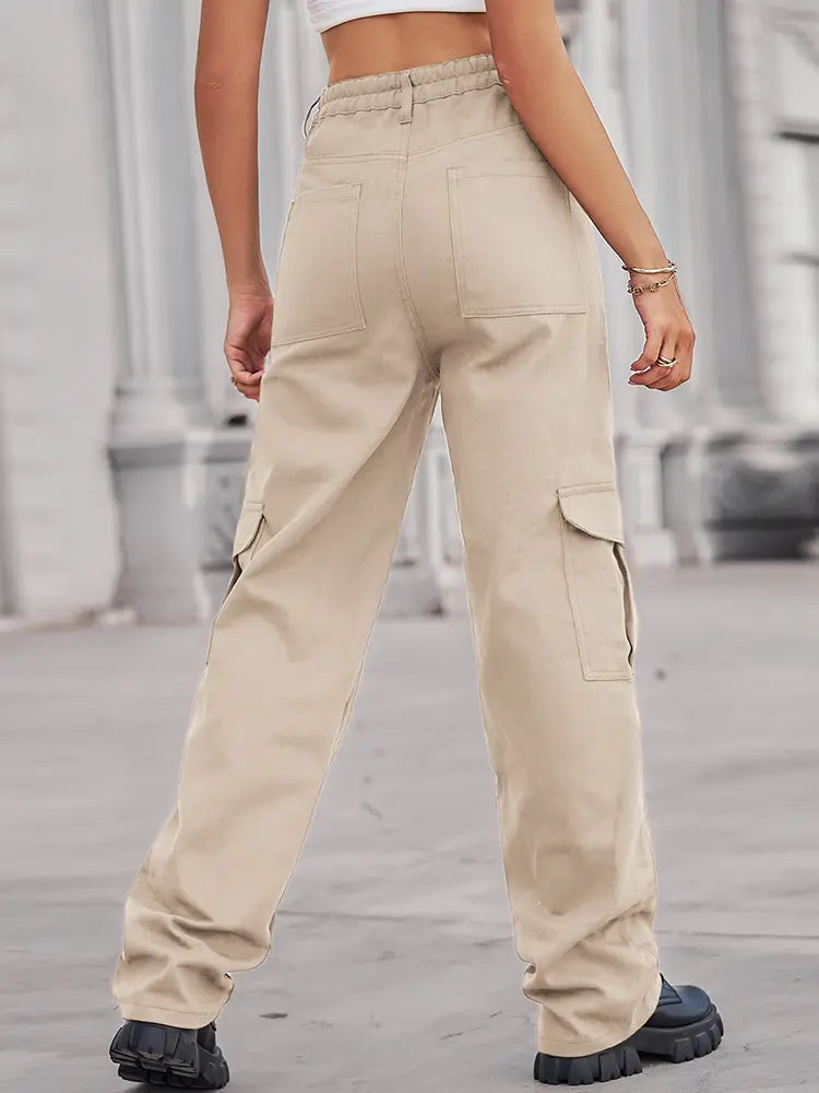 Well Tailored Pants with a Graceful Silhouette